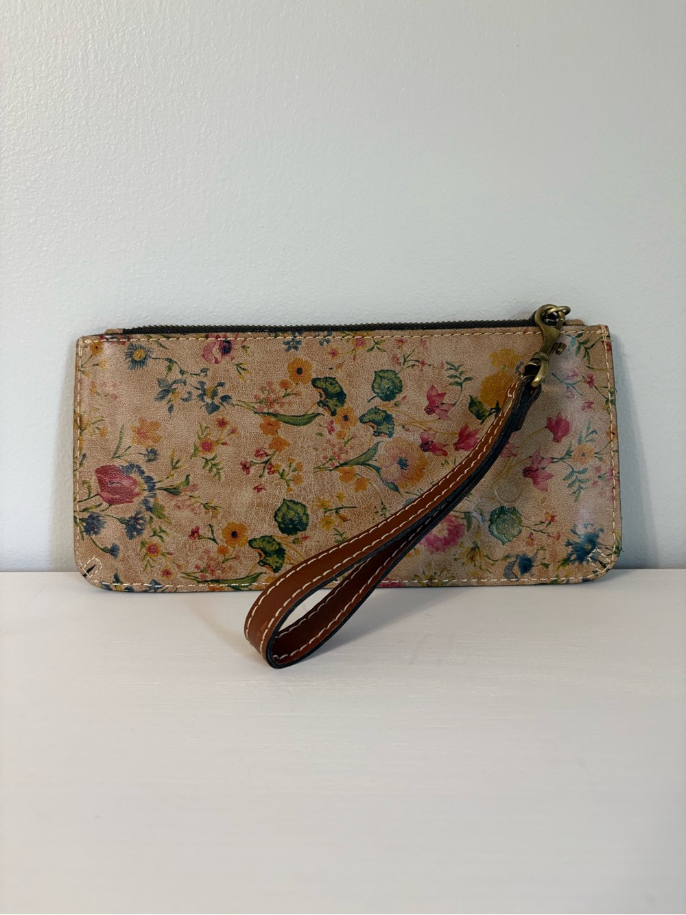 Patricia Nash Cassini Leather Wristlet Prairie Rose Floral Boho Cottagecore OS